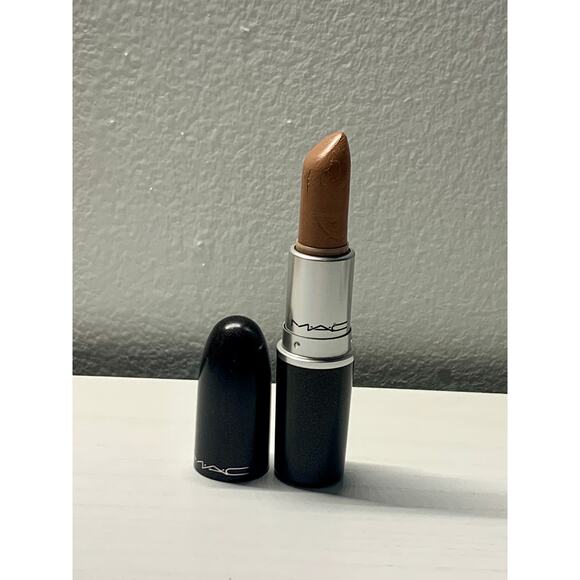 MAC Lustre Lipstick HUG ME #508- Nude Tone Frost Original Formula *USED - Picture 2 of 11